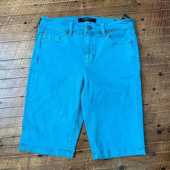 Liverpool green resort wear colorfast 8 stretchy Bermuda shorts - Picture 1 of 3
